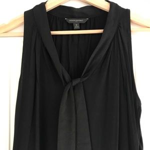 Banana Republic Tie Neck Top M